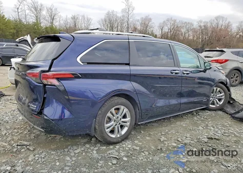 2021 Toyota Sienna Platinum 7-Passenger z USA, uszkodzony, nr VIN 5TDESKFCXMS038609